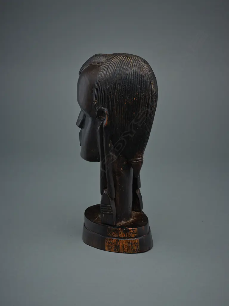 Africa wooden bust, Image 1++